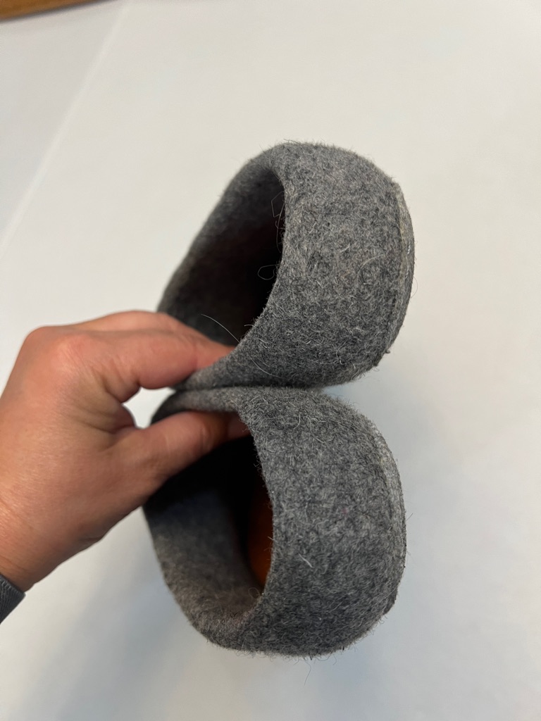 Kyrgies Boiled Wool Gray Slippers Womens Size 39= 8.5/9 — image 3 of 8